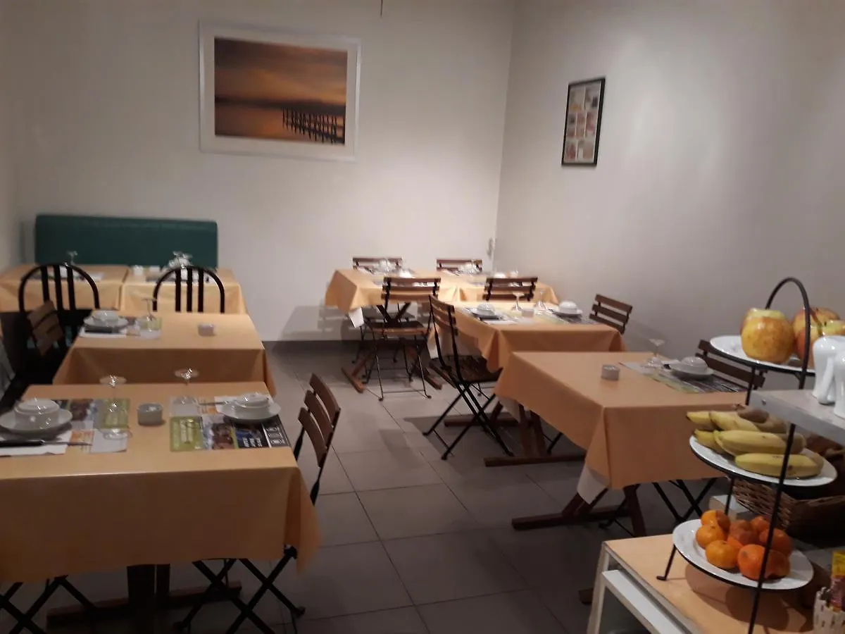 Hotel La Caravelle à Riom France