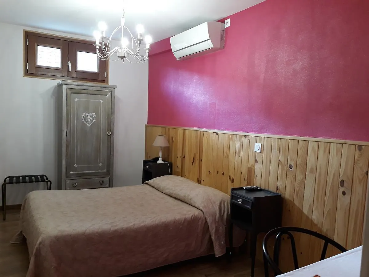 Hotel La Caravelle à Riom 2*,  France